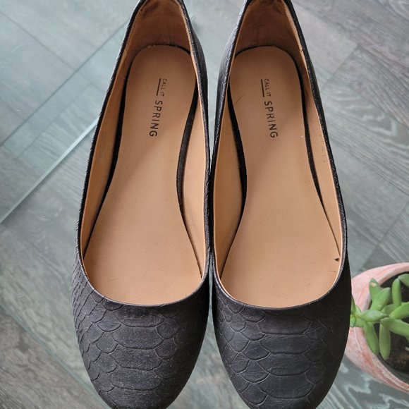 Call It Spring Brevia Flats Size 6 FREE WITH PURCHASE - Picture 2 of 3
